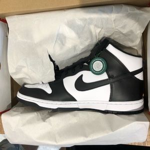 BRAND NEW, AUTHENTIC Nike High Top Dunks, size 11 men’s